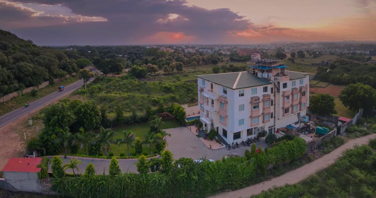 Welcomheritage Mount Valley Resort Ranthambore Sawai Madhopur Eksteriør billede